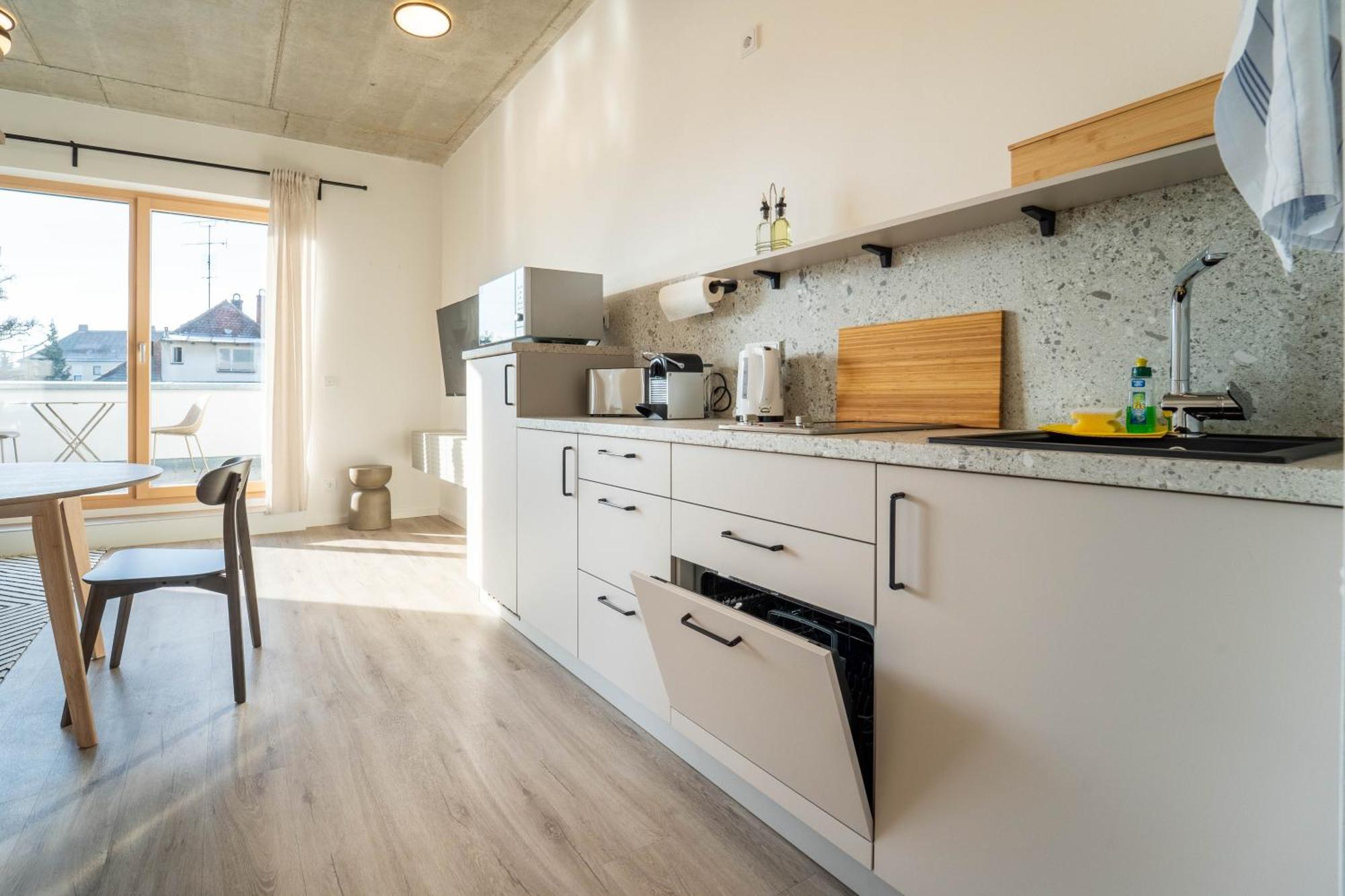 Dreamcation Apartments Boardinghouse - Straubing Sued Kültér fotó
